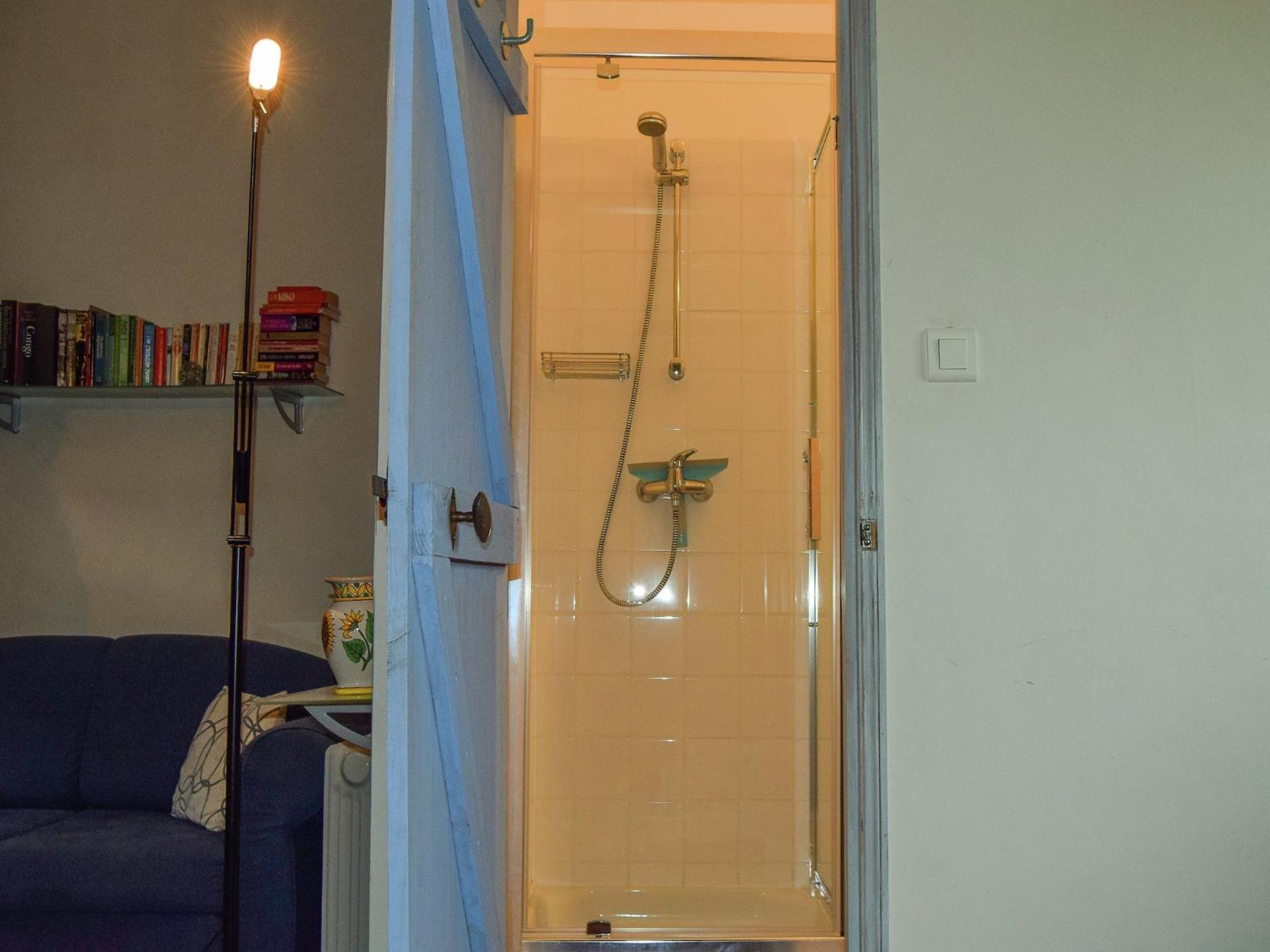 Snug Cottage In Saint Eutrope De Born With Pool Ngoại thất bức ảnh