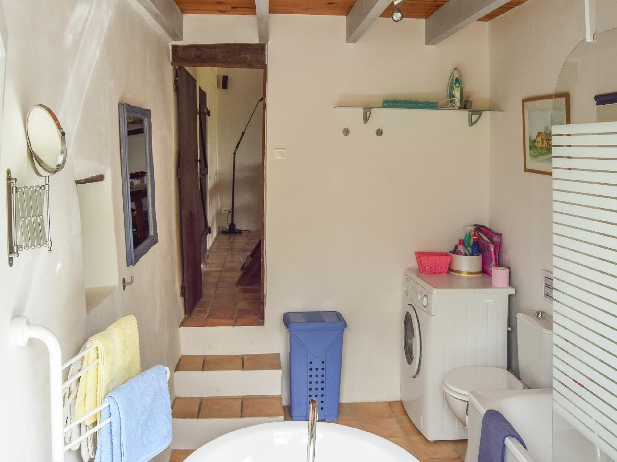 Snug Cottage In Saint Eutrope De Born With Pool Ngoại thất bức ảnh